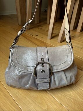 Coach Y2K champagne pleated metallic soho shoulder bag F15204